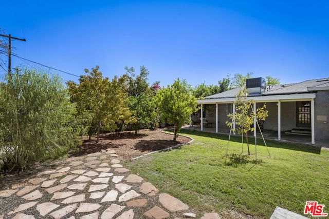 19345 Archwood Street, Los Angeles, CA 91335