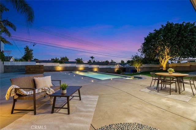 1844 N 1st, Upland, CA 91784