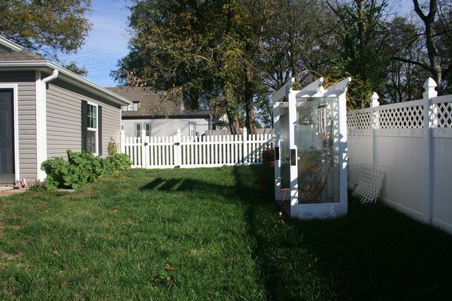 511 Hudson Ave, Paris, TN 38242