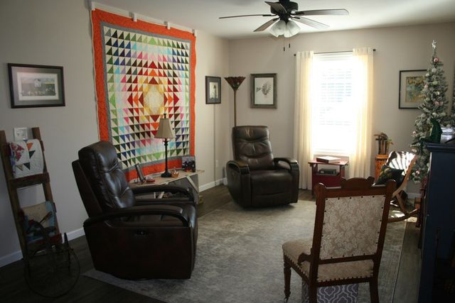 511 Hudson Ave, Paris, TN 38242