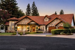 886 E Richmond, Fresno, CA 93720