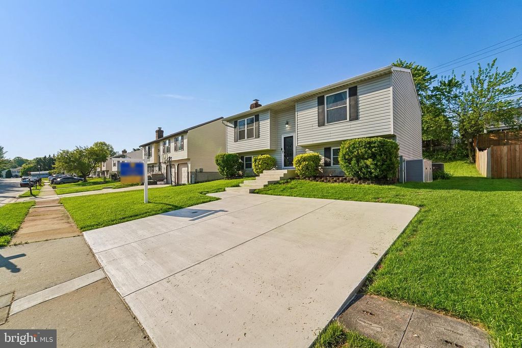 Image 2 of property listing at 3707 REDBERRY WAY, Nottingham, MD 21236