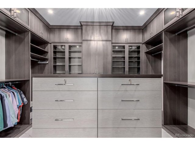 8017 S Valleyhead Way, Aurora, CO 80016