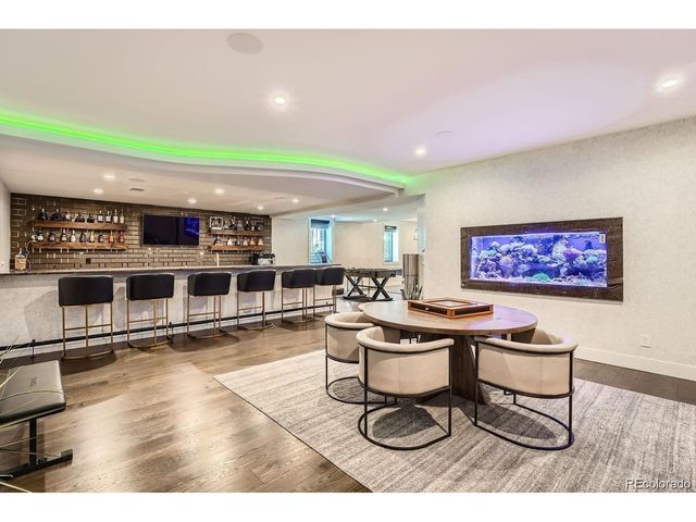 8017 S Valleyhead Way, Aurora, CO 80016