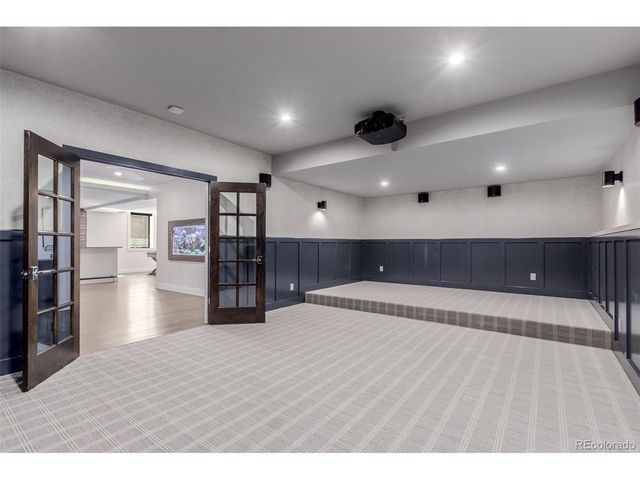 8017 S Valleyhead Way, Aurora, CO 80016