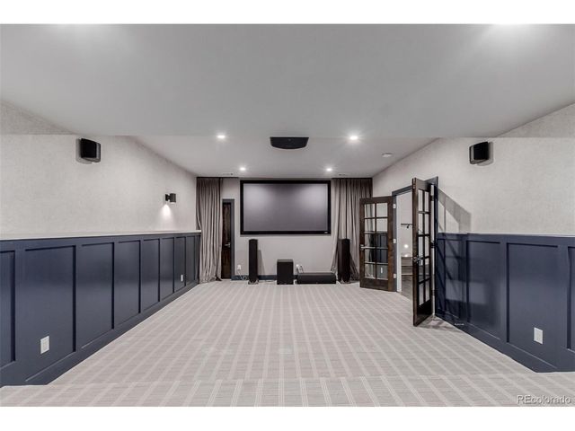 8017 S Valleyhead Way, Aurora, CO 80016