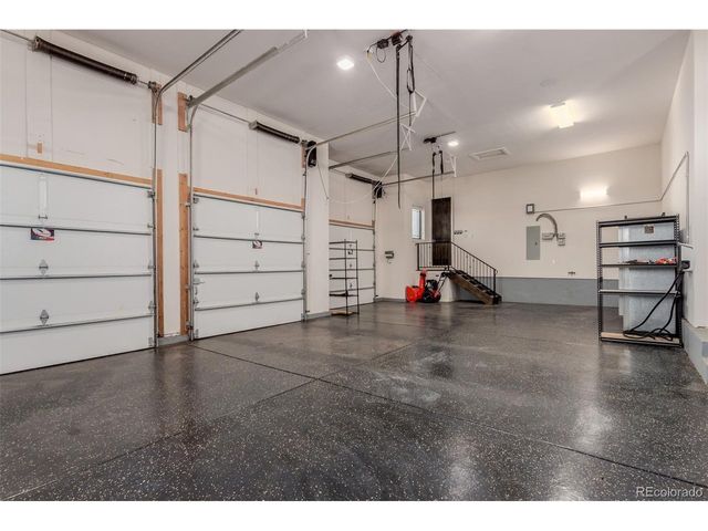 8017 S Valleyhead Way, Aurora, CO 80016