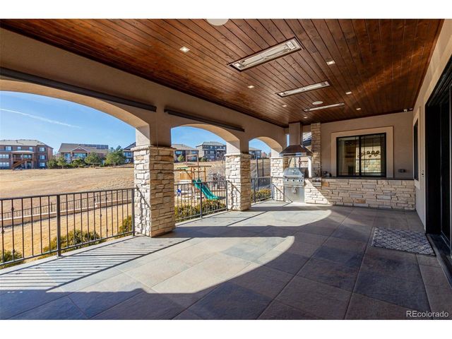 8017 S Valleyhead Way, Aurora, CO 80016