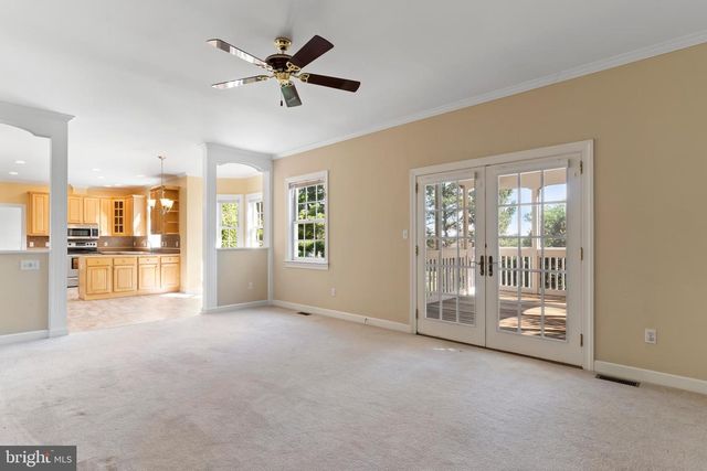 1782 N MEADOW DR, Mechanicsburg, PA 17055