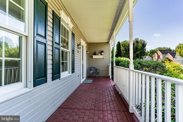 1782 N MEADOW DR, Mechanicsburg, PA 17055