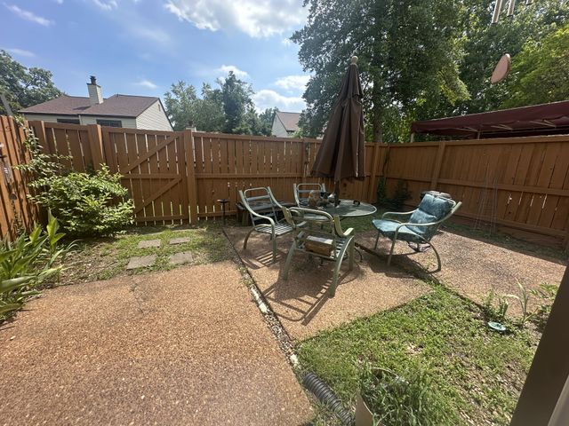 4838 Club Dr, Old Hickory, TN 37138