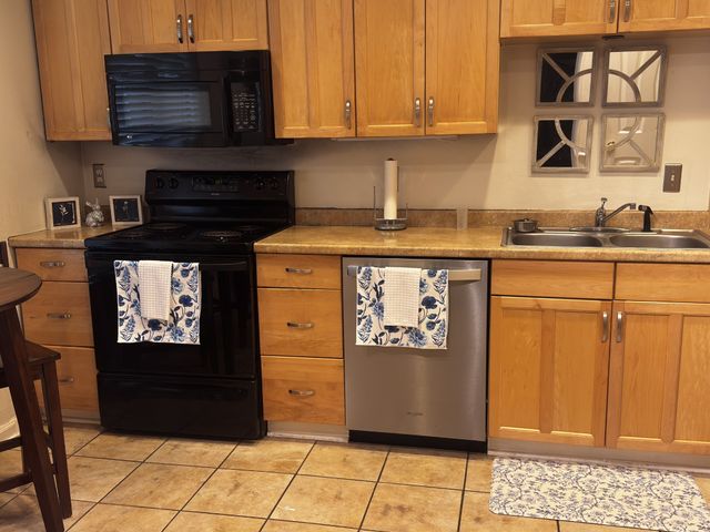 4838 Club Dr, Old Hickory, TN 37138