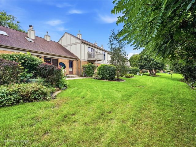 2850 Brighton Court, Westchester, IL 60154