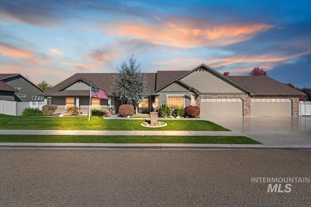 617 Birch Falls, Caldwell, ID 83605