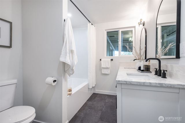 29004 18th Avenue S, Federal Way, WA 98003