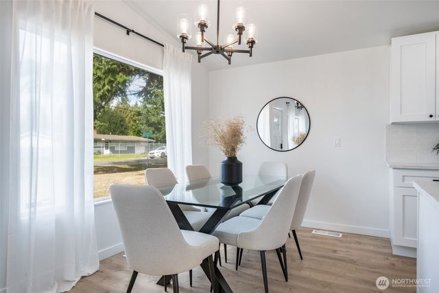 29004 18th Avenue S, Federal Way, WA 98003