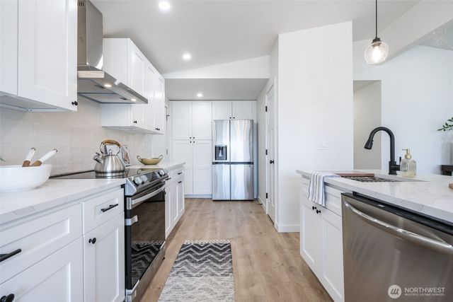 29004 18th Avenue S, Federal Way, WA 98003