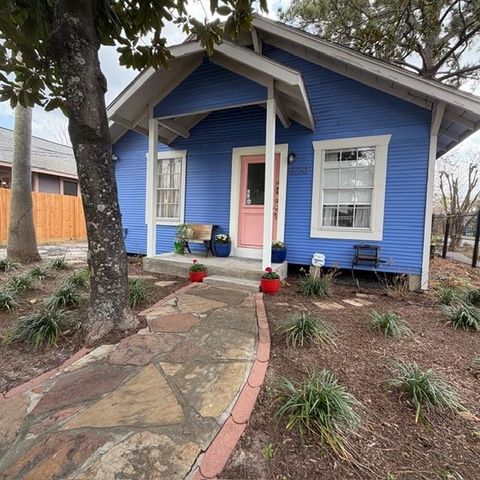 520 W 14th Street, Houston, TX 77008