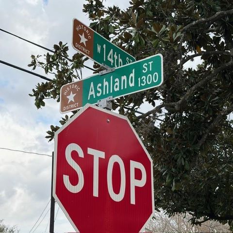 520 W 14th Street, Houston, TX 77008