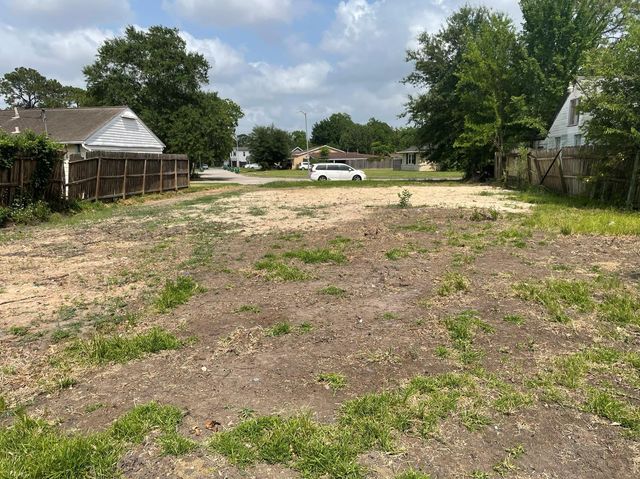 6960 Burgess Street, Houston, TX 77021
