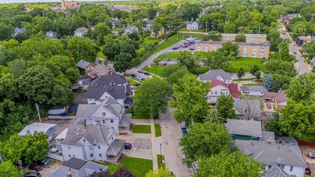 415 Buell Avenue, Joliet, IL 60435