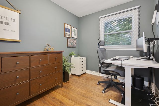 328 S 14TH Street, St. Charles, IL 60174