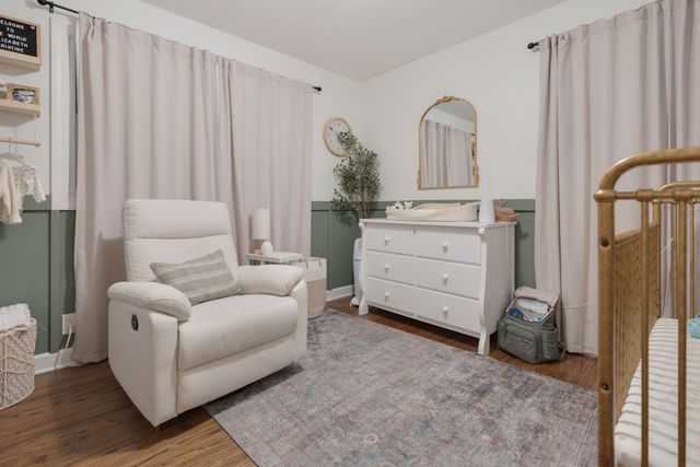 328 S 14TH Street, St. Charles, IL 60174