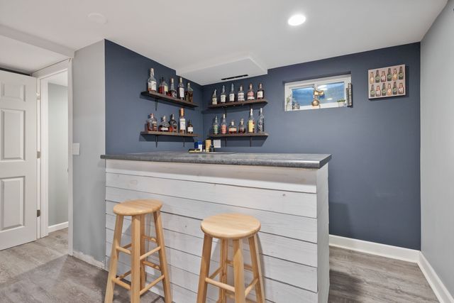 328 S 14TH Street, St. Charles, IL 60174