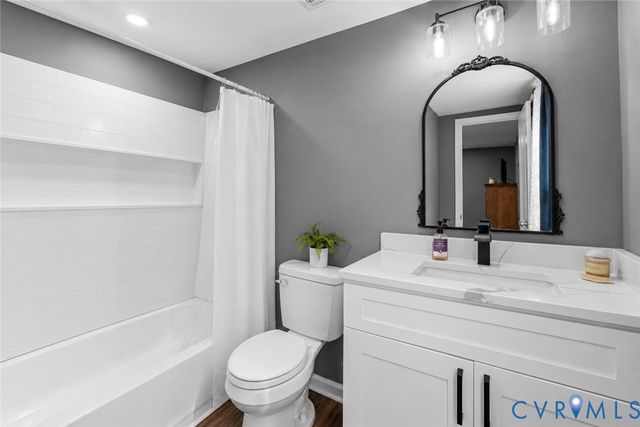 710 Hampton Rd, Petersburg, VA 23805