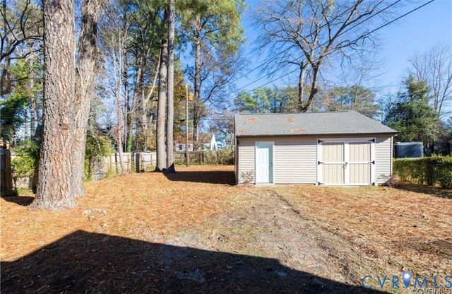 710 Hampton Rd, Petersburg, VA 23805
