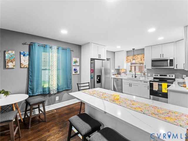 710 Hampton Rd, Petersburg, VA 23805