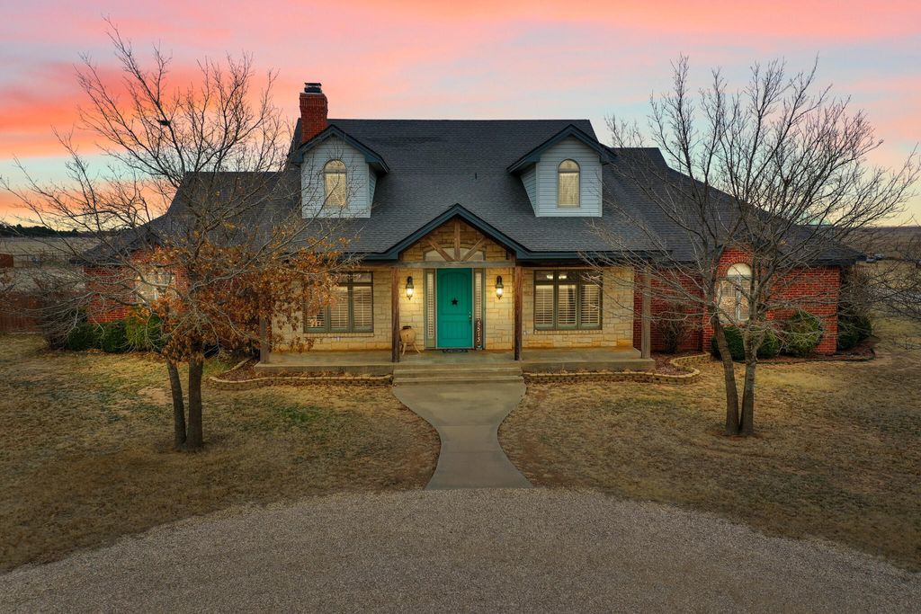 5513 County Road 7940, Lubbock, TX 79424
