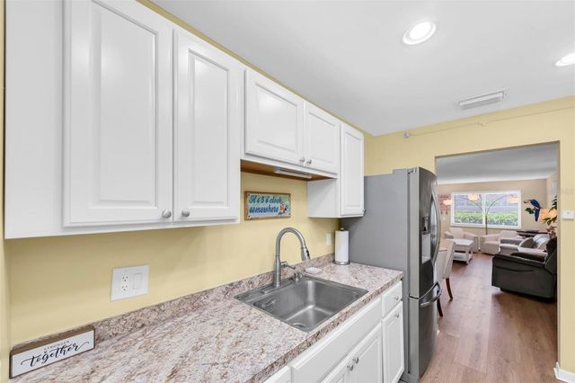 2960 59TH STREET S 105, Gulfport, FL 33707