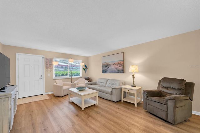 2960 59TH STREET S 105, Gulfport, FL 33707