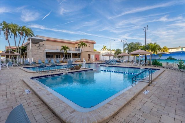2960 59TH STREET S 105, Gulfport, FL 33707