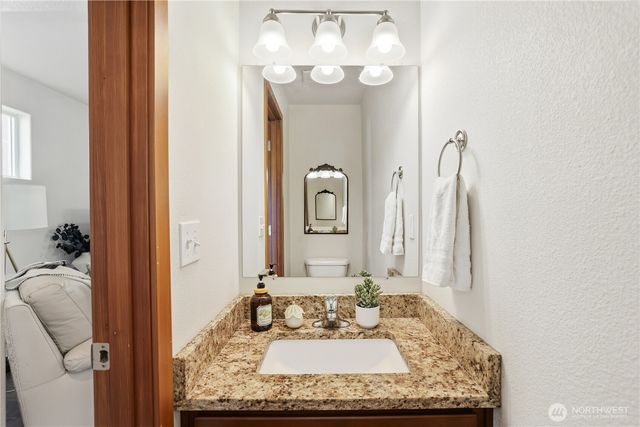 6025 S Verde Street, Tacoma, WA 98409