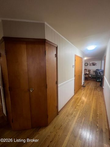 318 Sequoia Dr, Leitchfield, KY 42754