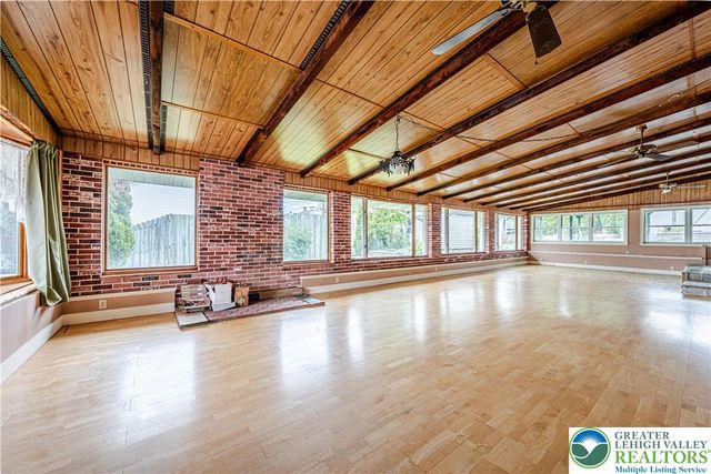 153 New Street, Hellertown Boro, PA 18055
