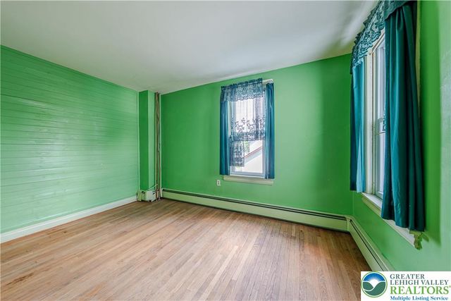 153 New Street, Hellertown Boro, PA 18055