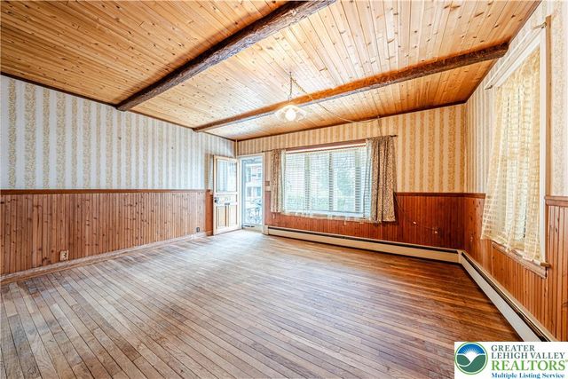 153 New Street, Hellertown Boro, PA 18055