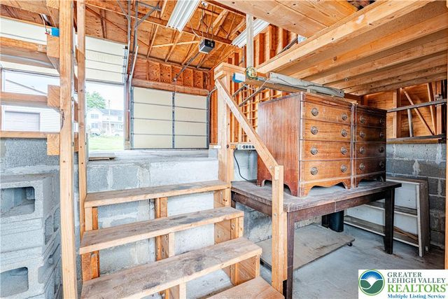153 New Street, Hellertown Boro, PA 18055