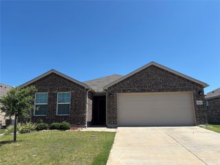 1513 Waggoner Drive, Aubrey, TX 76227
