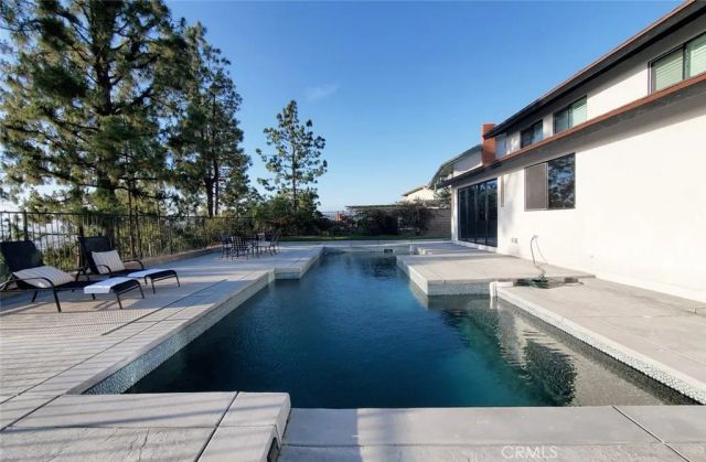 4263 E Ranch Gate Road, Anaheim Hills, CA 92807