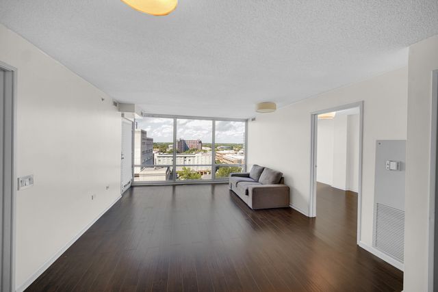 800 Elgin Road 1210, Evanston, IL 60201