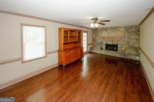 4033 Scenic Mountain Drive, Snellville, GA 30039
