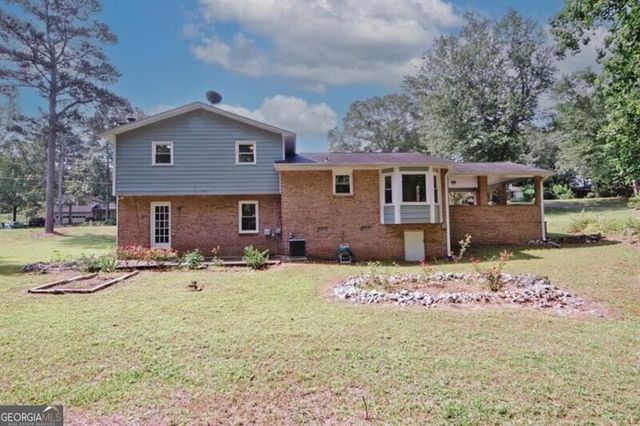4033 Scenic Mountain Drive, Snellville, GA 30039
