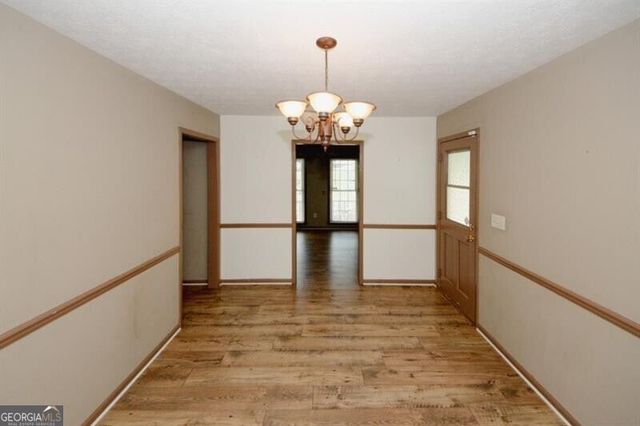 4033 Scenic Mountain Drive, Snellville, GA 30039
