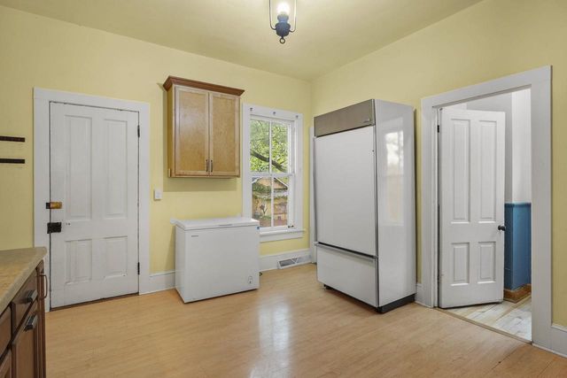928 Jenifer Street, Madison, WI 53703