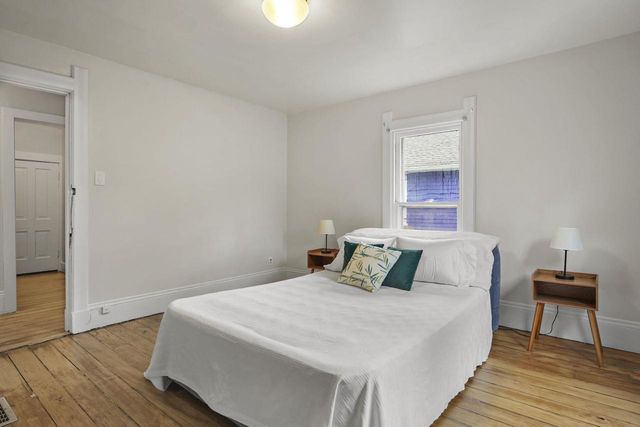 928 Jenifer Street, Madison, WI 53703