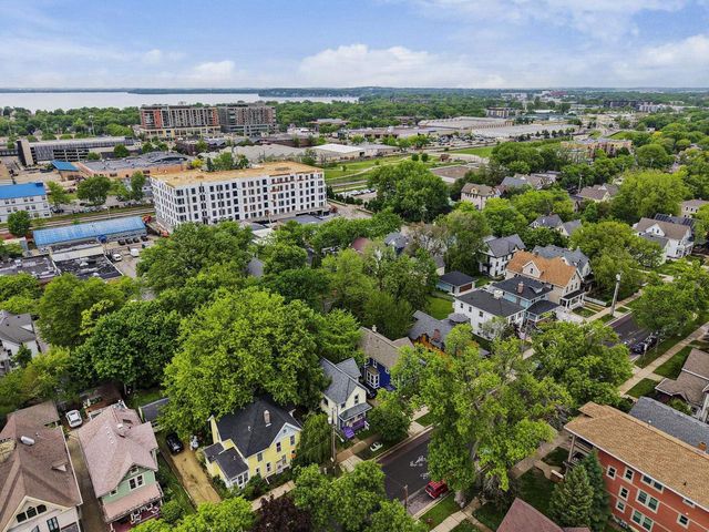 928 Jenifer Street, Madison, WI 53703